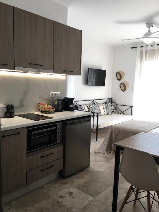 Anastasia Luxury Suites 2 Tolón 외부 사진