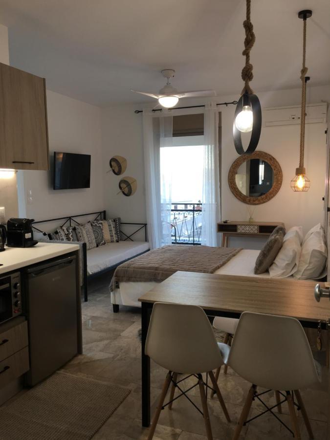 Anastasia Luxury Suites 2 Tolón 외부 사진
